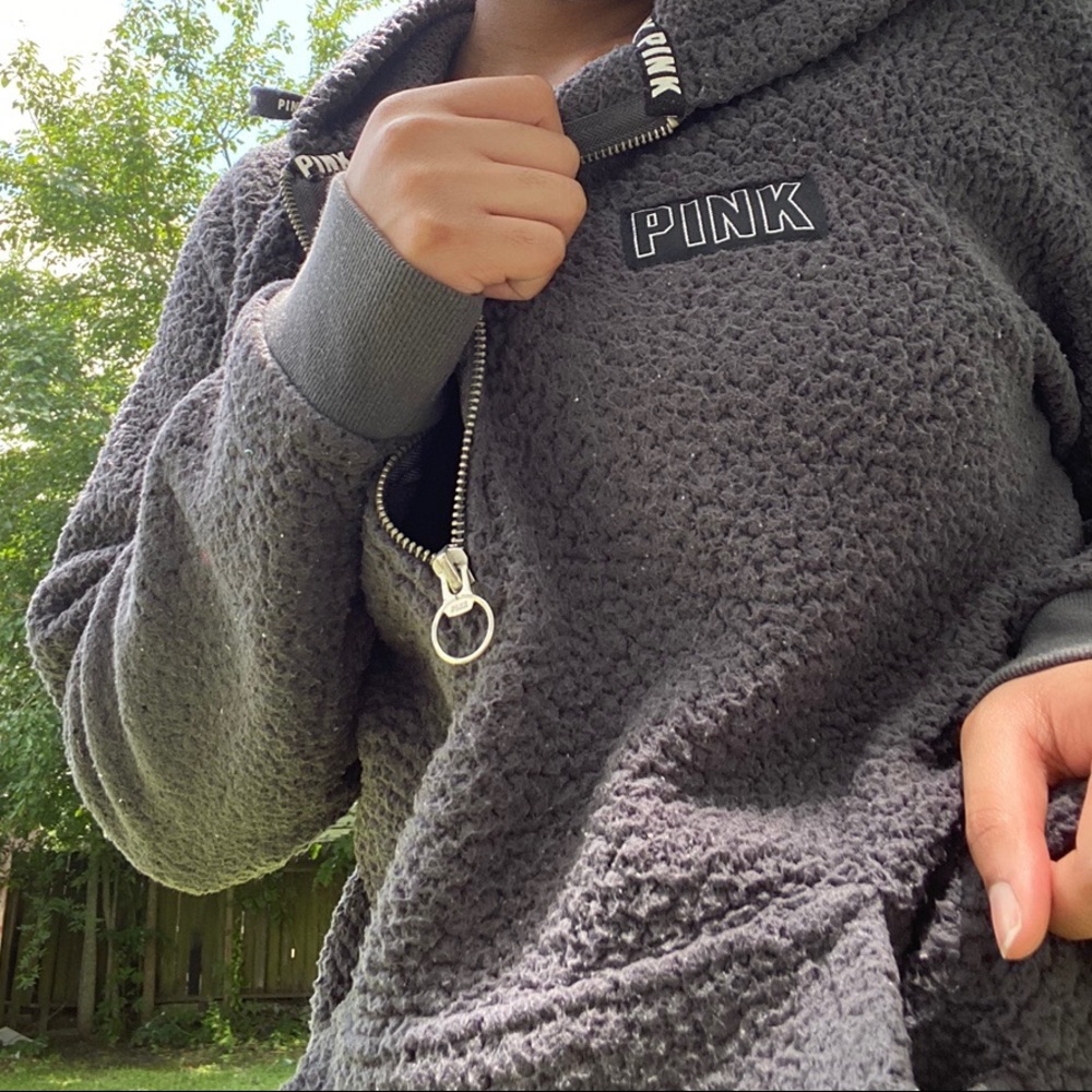 PINK Victoria’s Secret Sherpa Woolen Coat. ✨